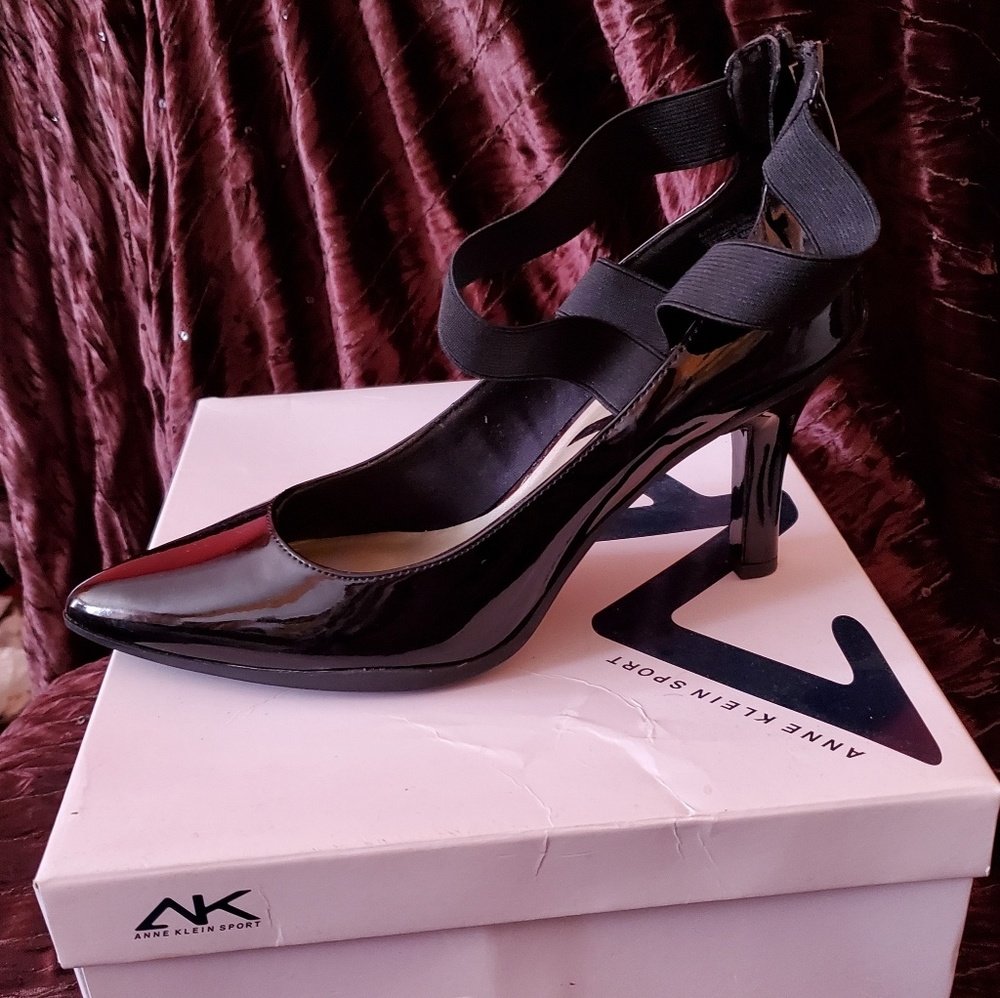 Anne Klein - Picture 3 of 3